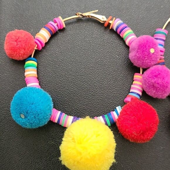 Pom pom Fashion Jewelry design. - Picture 2 of 2